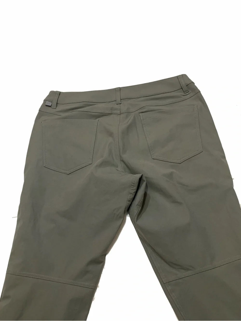 32 X 30 / Lululemon ABC pants